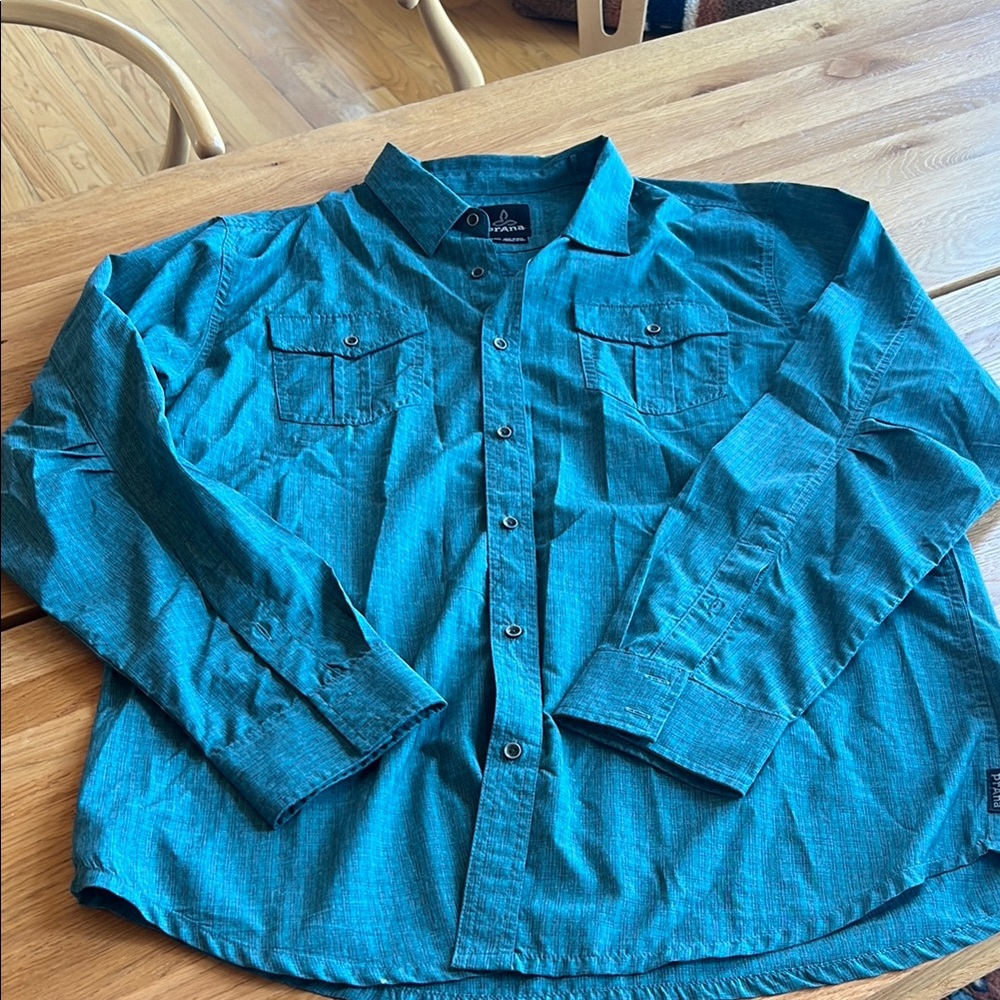 Prana Men’s Button-Up Travel Shirt